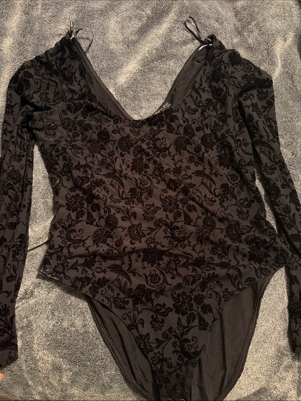 Forever 21 Black Floral Burnout Velvet Long Sleeve Bodysuit